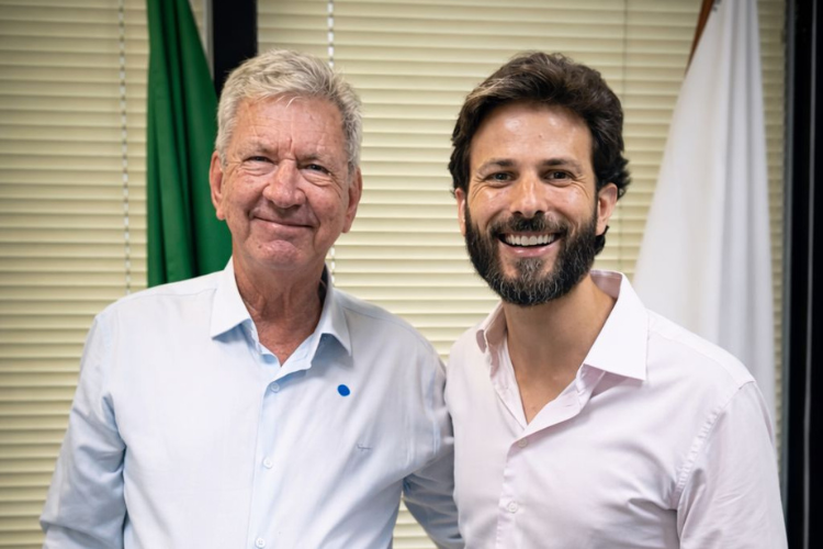 Prefeito Zico Sudário em reunião em Belo Horizonte em busca de recursos para Lagamar
